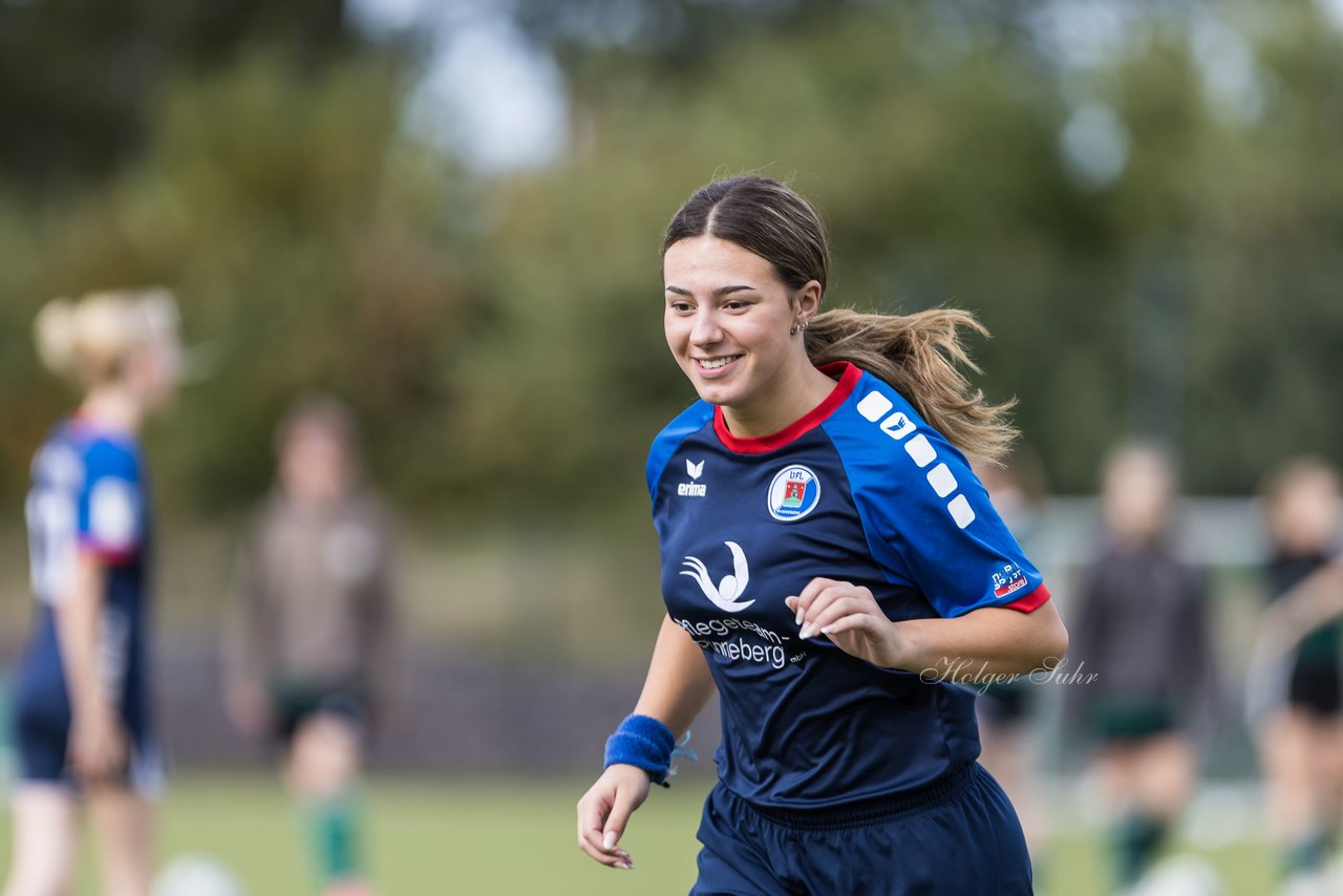 Bild 63 - wU19 Rissener SV - VfL Pinneberg : Ergebnis: 9:1